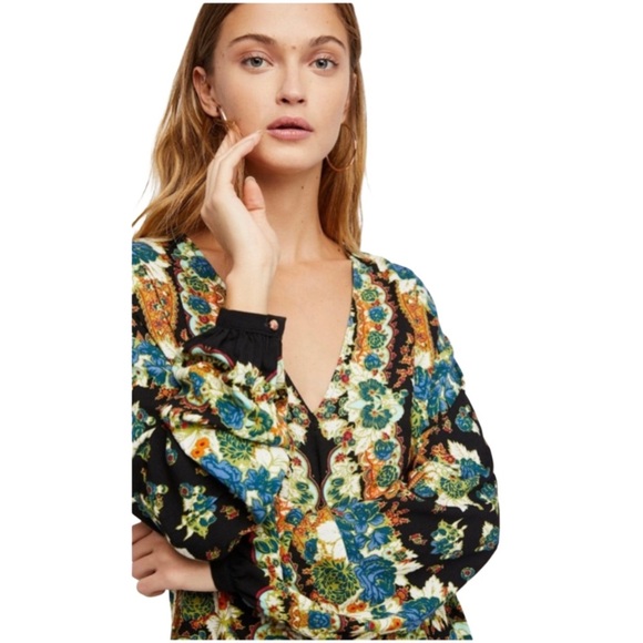 Free People Lovely Dreams Floral Black Noir Bohemian Tunic Size Small - Picture 2 of 10